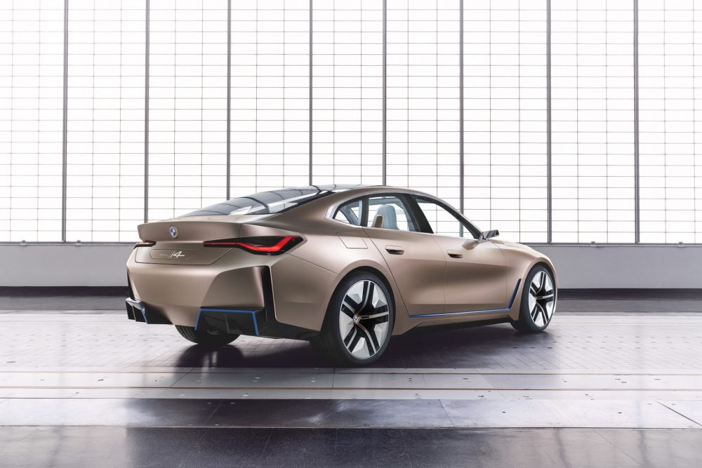 BMW Concept i4 ile Yeni Oyunun Kuralları! Teknoloji