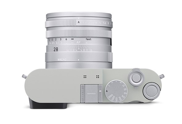 Leica, sınırlı üretim Q2 "Ghost" modeli için Hodinkee ile iş birliği yapıyor! Fotoğraf Haber