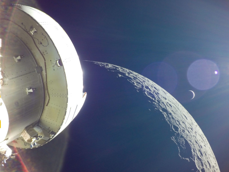 Orion Uzay Aracı Eve Dönüş Yolunda Ay'ın Yakın Geçiş Fotoğrafını Çekti! Fotoğraf Haber