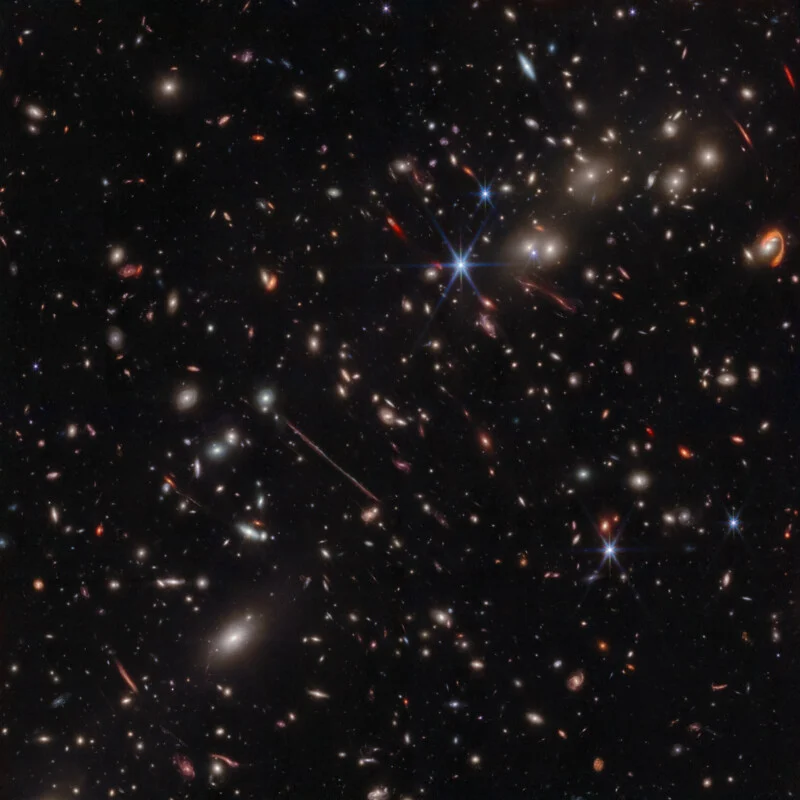 Webb Garip Uzak Galaksileri İnanılmaz Yeni Ayrıntılarla Ortaya Çıkarıyor! Fotoğraf Haber