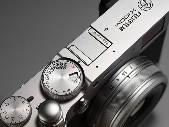 Sınırlı sayıda üretilen bu X100VI, Fujifilm'in kuruluş logosuyla birlikte geliyor! Fotoğraf Makinesi ve Kamera